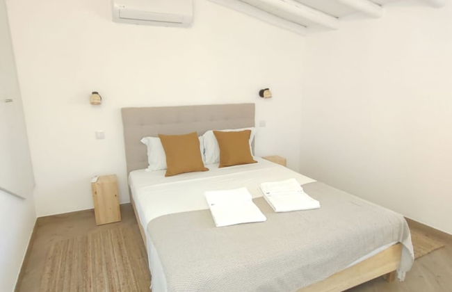 2 Floors Home Near Carvoeiro Slidesplash - Photo 9