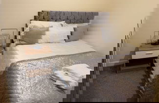 Photo 3 - Modern Apt - City Views - Parking - Sleeps 3