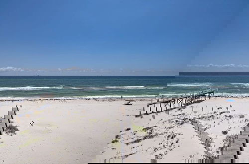 Foto 58 - Beachfront 9bed Easybreezy East