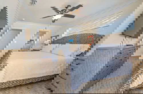 Foto 42 - Beachfront 9bed Easybreezy East