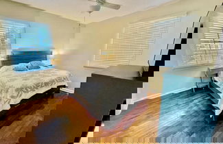 Photo 2 - Kent Street 34
