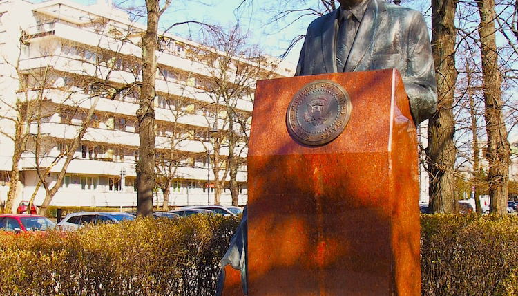 Photo 1 - Ambassador Apartment
