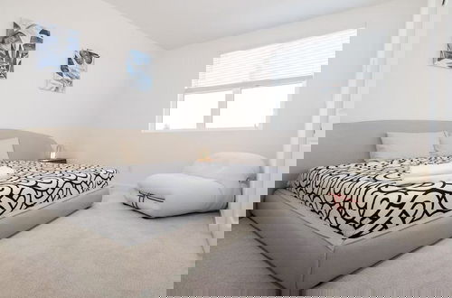 Foto 15 - Modern Designer Stay Bright Chic Spacious