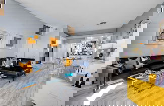Foto 2 - Hollywood Glam Hideaway