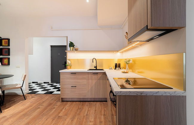Playful & Trendy 2BR on Regina Elisabeta, Steps to Cismigiu Gardens | Bathtub & Boulevard Views - Foto 17