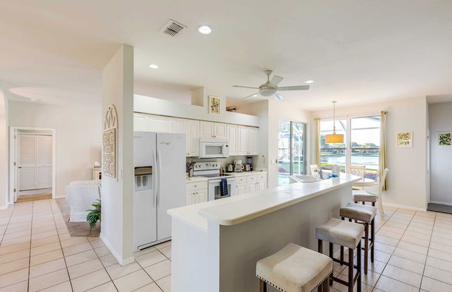 Private Pool, Pond Views, & Bonus Lounge in Gated Naples Community Drive to Dining & Sand - Photo 11