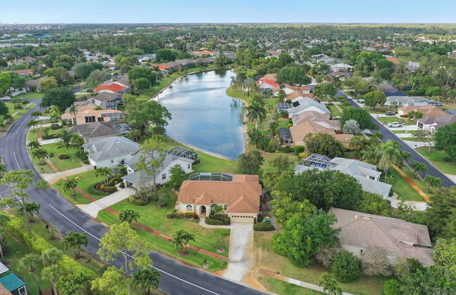 Private Pool, Pond Views, & Bonus Lounge in Gated Naples Community Drive to Dining & Sand - Photo 38