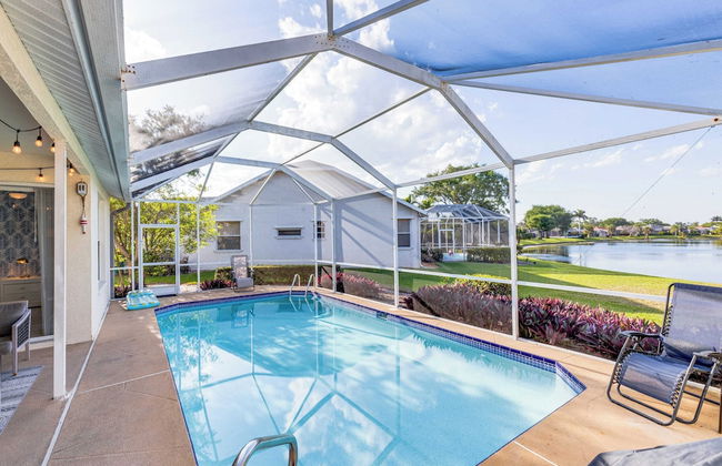 Private Pool, Pond Views, & Bonus Lounge in Gated Naples Community Drive to Dining & Sand - Photo 48
