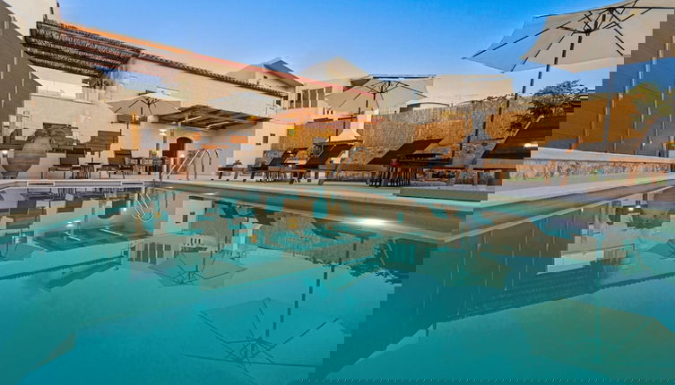 Foto 1 - Luxury Villa Platon With Private Pool