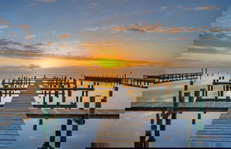 Foto 1 - Fat Flounder by Avantstay Boat Dock Steps to Bay