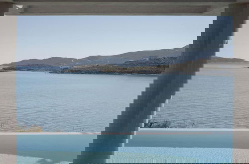 Foto 39 - Luxurious Seafront Villa Karystos