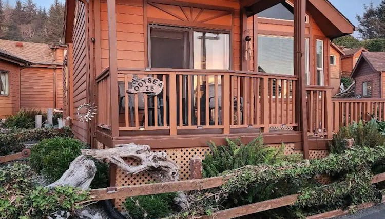 Foto 1 - Oceanview Cabin 26 w Jacuzzi Striking Views