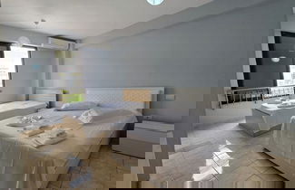 Foto 1 - Tirent Apartment - Cozy Bedrooms Stay by Golem Beach.