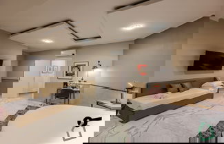 Foto 22 - HOTIDAY Apartment Collection - La Spezia