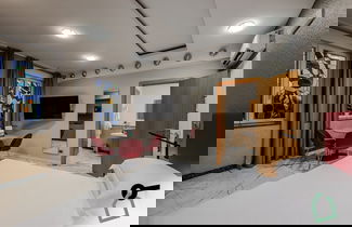 Foto 13 - HOTIDAY Apartment Collection - La Spezia