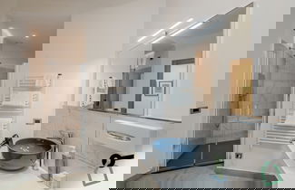 Foto 44 - HOTIDAY Apartment Collection - La Spezia