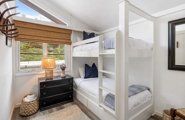 Unbeatable Beachfront Bliss w/ Ocean Views, Luxe Interiors & Patio Beach Road - Foto 34