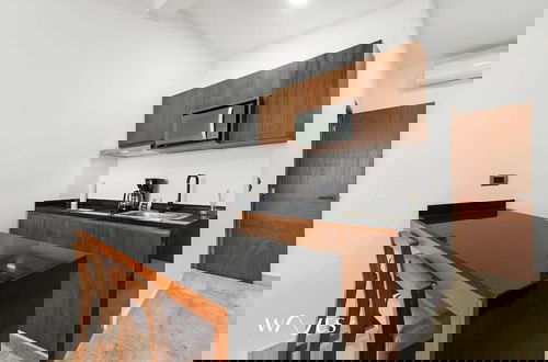 Foto 9 - Spacious Loft W/garden View Pool + Jacuzzi GYM