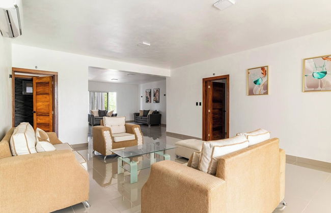 Luxurious 10-bedroom Villa in Sosúa With Private Pool and BBQ - Foto 25