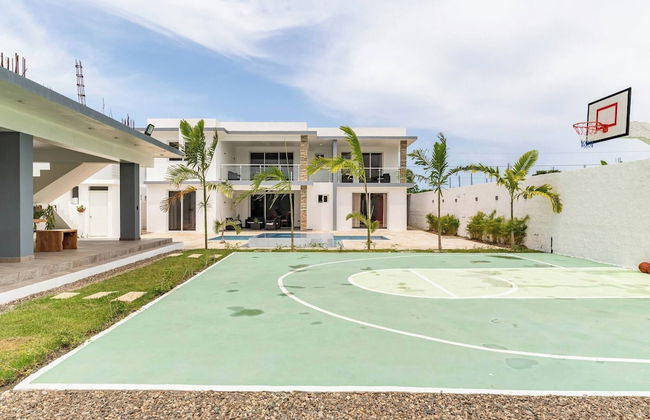 Luxurious 10-bedroom Villa in Sosúa With Private Pool and BBQ - Foto 48