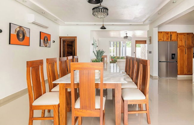 Luxurious 10-bedroom Villa in Sosúa With Private Pool and BBQ - Foto 35