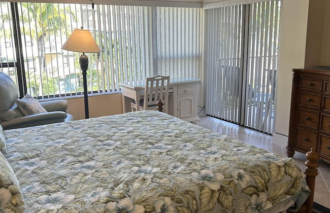 Gorgeous 2 bedroom condo with panoramic views of the Atlantic Ocean. 2 Condo by RedAwning - Foto 2