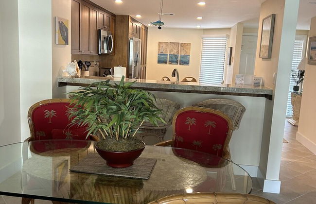Gorgeous 2 bedroom condo with panoramic views of the Atlantic Ocean. 2 Condo by RedAwning - Foto 35