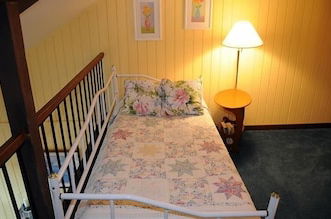 Photo 6 - Seven Springs 2 BR + Loft Condo, Private Deck by RedAwning - Save 10% on 3 Nights, 15% on 5 Nights!