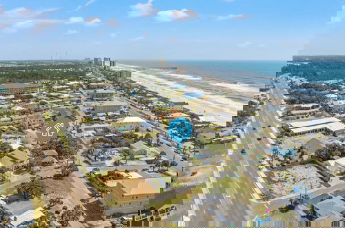 Foto 62 - Beach House Spacious 4BR Retreat With Gulf Views & Observation Deck!