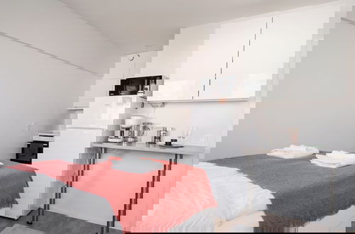 Photo 7 - Modern Studio Apartment in Lönnrotinkatu