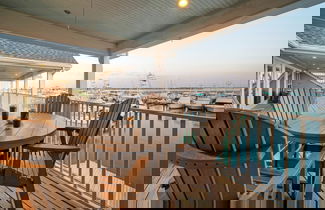 Foto 2 - Blue Marlin at Trout Street Balcony w Marina Views Walk to Port A Nightlife
