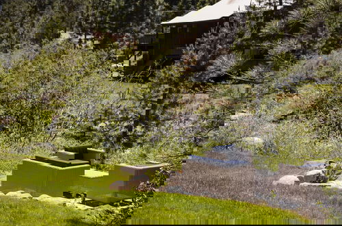Foto 48 - Hunter by Avantstay Riverfront Cabin w Prvt Cottage 5mins From Palisades