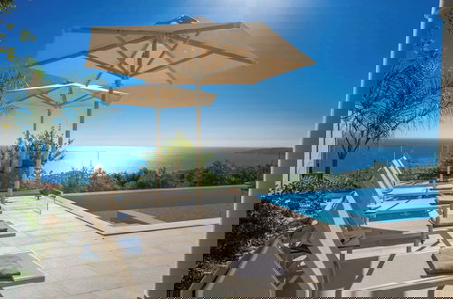 Photo 1 - Villa Andriana