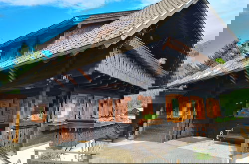 Photo 21 - Apartment With Mountain Views