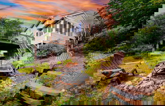 Foto 1 - The Nest at Pinecrest by Avantstay Hot Tub Spacious Deck Game Room Fire Pit