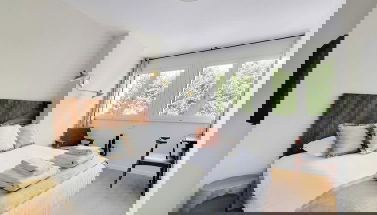Photo 1 - Modern 