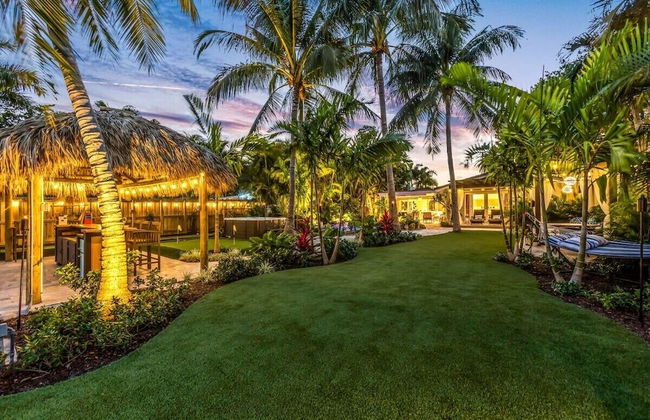 50% off New Waterfront Oasis Mins Beach, Eats, Shop - Foto 56