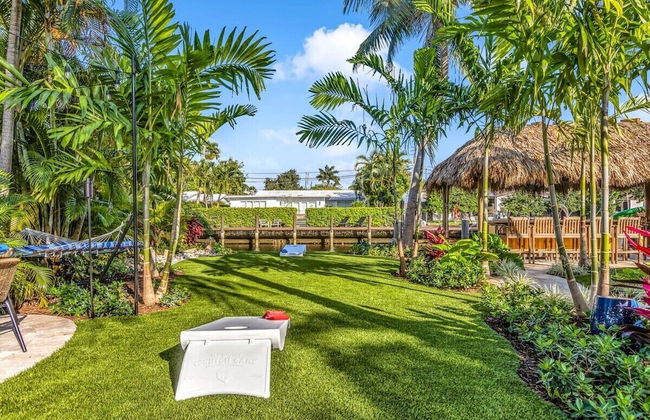 50% off New Waterfront Oasis Mins Beach, Eats, Shop - Foto 49