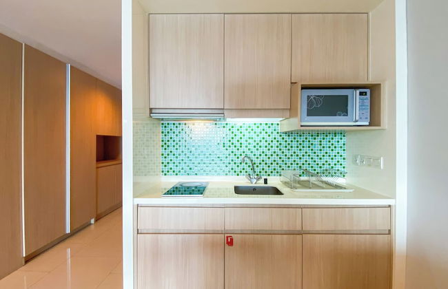 Cozy Studio Apartment at The H Tower Citadines Rasuna Jakarta - Photo 13