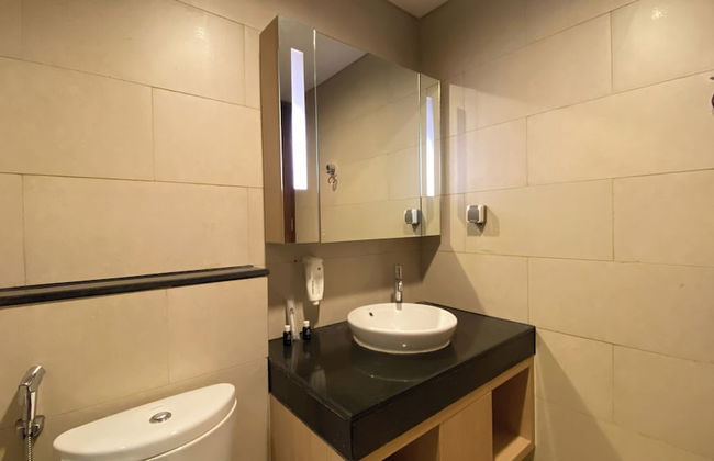 Cozy Studio Apartment at The H Tower Citadines Rasuna Jakarta - Photo 20