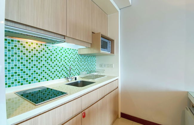 Cozy Studio Apartment at The H Tower Citadines Rasuna Jakarta - Photo 12