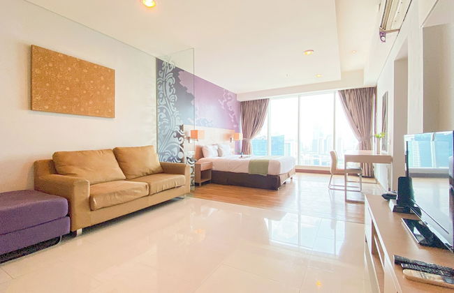 Cozy Studio Apartment at The H Tower Citadines Rasuna Jakarta - Photo 1