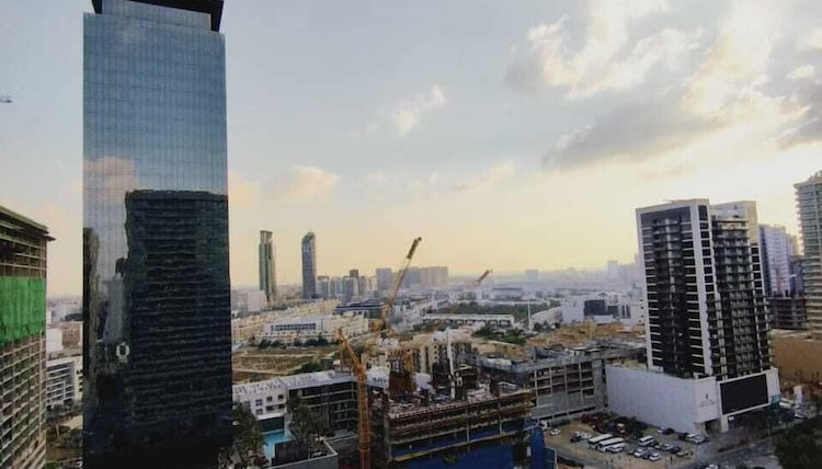 Foto 1 - Stunning 1B With Balcony & City View - dubai