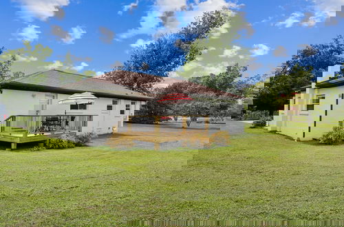 Foto 31 - Tranquil Cozy 3br Home With Deck & Bbq 3 Bedroom Home by RedAwning