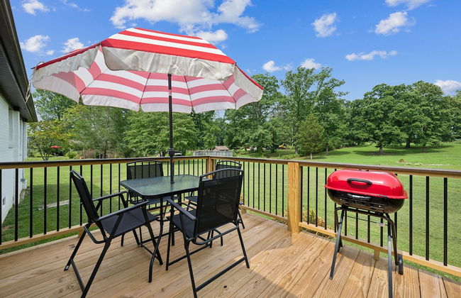 Tranquil Cozy 3br Home With Deck & Bbq 3 Bedroom Home by RedAwning - Foto 28