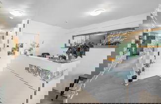 Photo 2 - Orewa Beachcomber