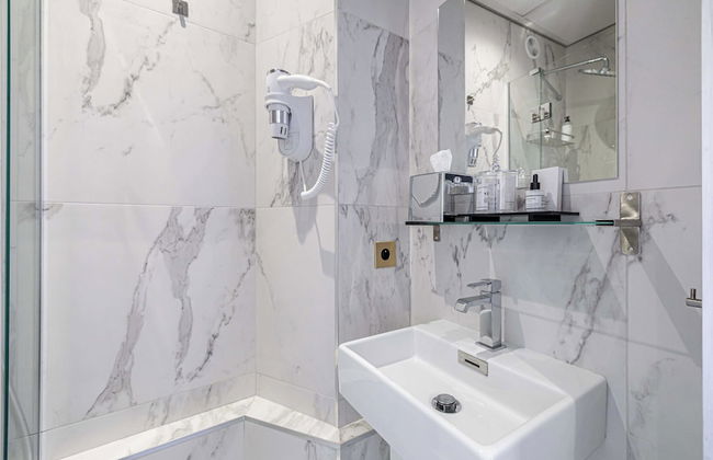 Hotel Avaton - Cosy Bedroom - Cannes Centre - Foto 4