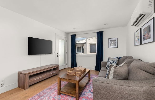 Chic Retreat In The Heart Of Nashville Unit #4a 2 Bedroom Apts - Photo 20
