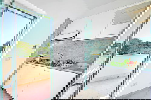 Foto 6 - Le Onde Apartment 4 With Pool and Sea