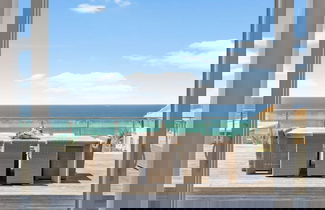 Foto 1 - Luxurious Penthouse Condo With Stunning Gulf Views! #402 Viridian In Seagrove 5br Sleeps 12 5 Bedroom Condo by RedAwning